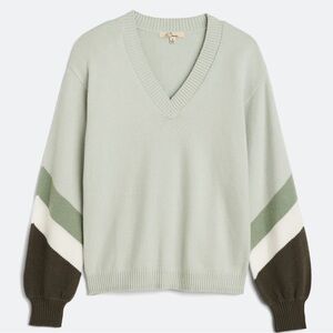 Les Serein, light/ dark green “Sebastiane” V-neck sweater, size S